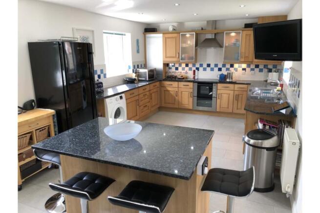 Kitchen/Breakfast