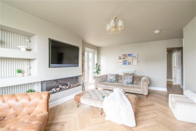 3 bed Bungalow for sale Image 4