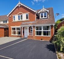 116, Hurworth Avenue, Slough SL3 7FQ