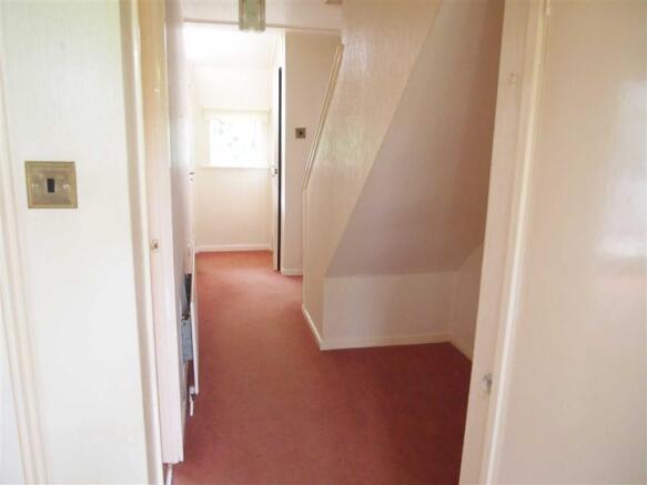 ENTRANCE HALLWAY