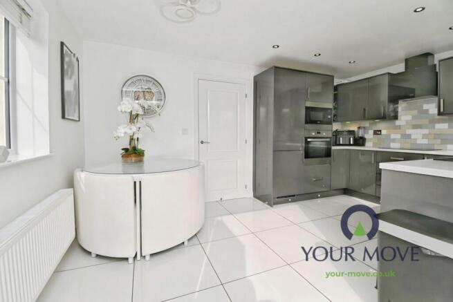 3 bed Detached for sale Image 5