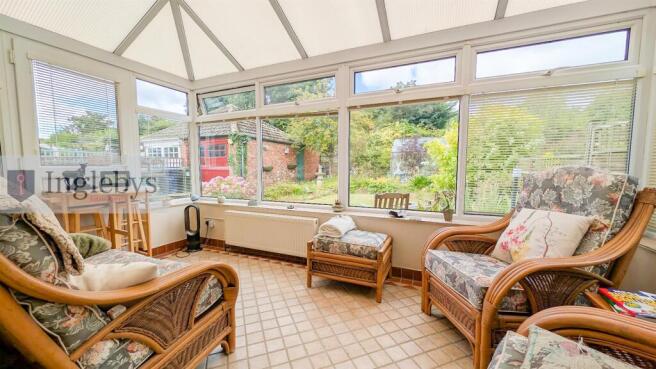 3 bed Semi-Detached for sale Image 10