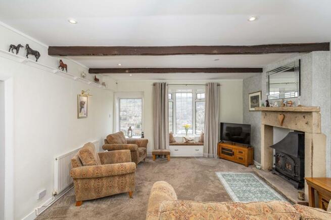 3 bed Semi-Detached for sale Image 12