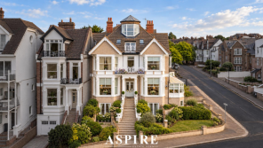 Flat 4, 4, The Leas, Westcliff-on-sea SS0 7ST