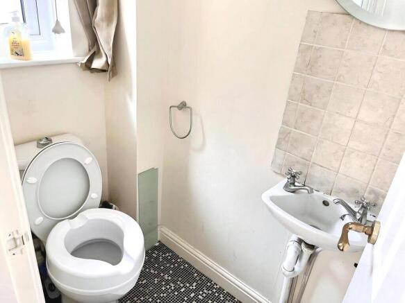 4 bed Terraced for sale Image 6