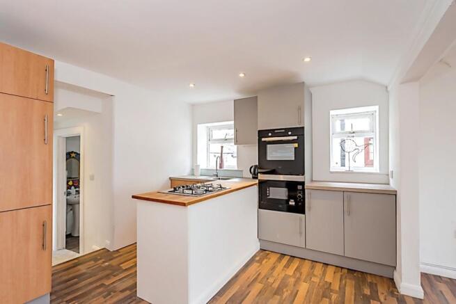 Lounge / Kitchen