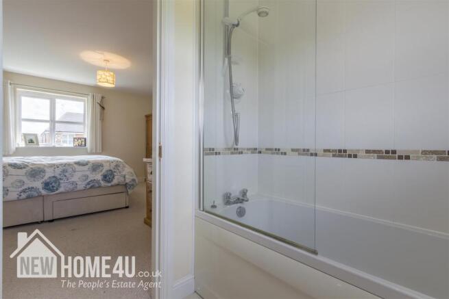 EN-SUITE: