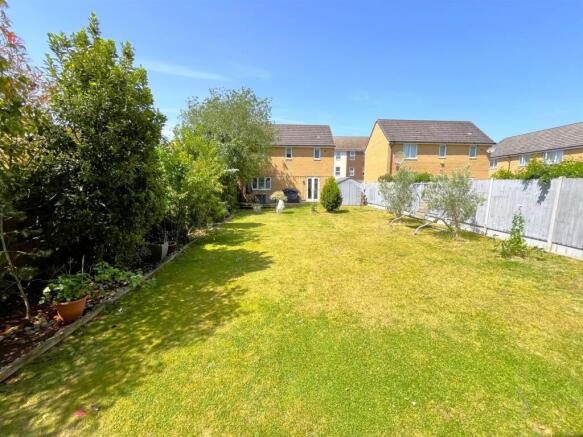 Carltonwood Close, Corby - View 4