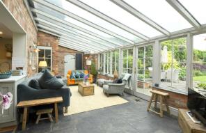 129 Vine Cottage, Main Street, Alrewas, Burton-on-trent DE13 7ED