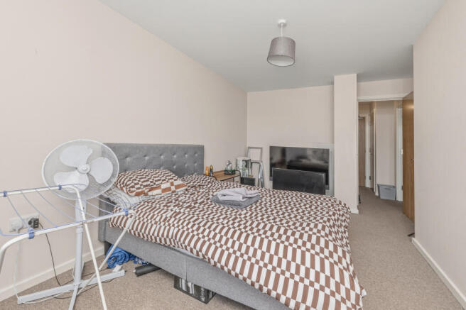 1 bed Flat for sale Image 8