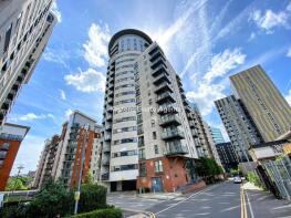 Flat 1412, 1 Jefferson Place, Fernie Street, Manchester M4 4BT