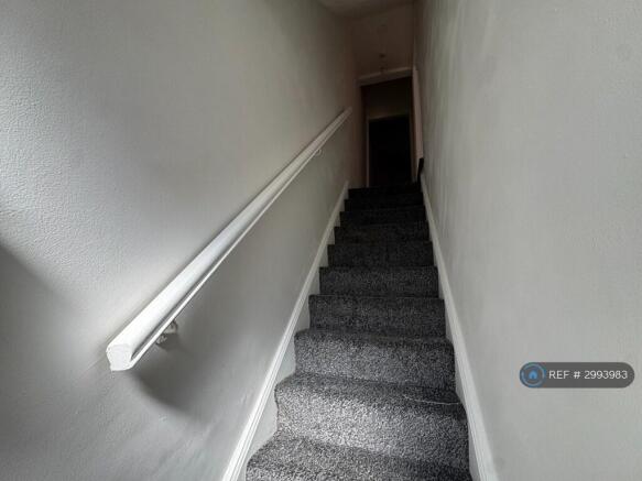 2 bed Terraced to rent Image 11