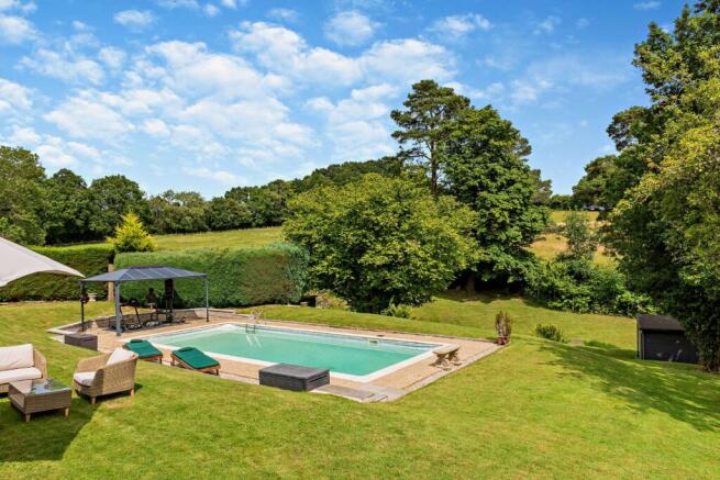 Pool & Garden