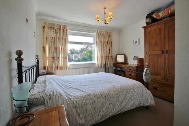 Bedroom 1.JPG