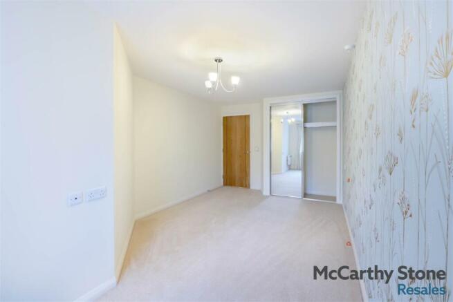 1 bed Apartment for sale Image 7