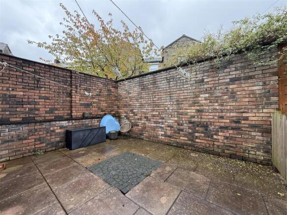 Staley Road, Mossley, Ashton-Under-Lyne photo 4
