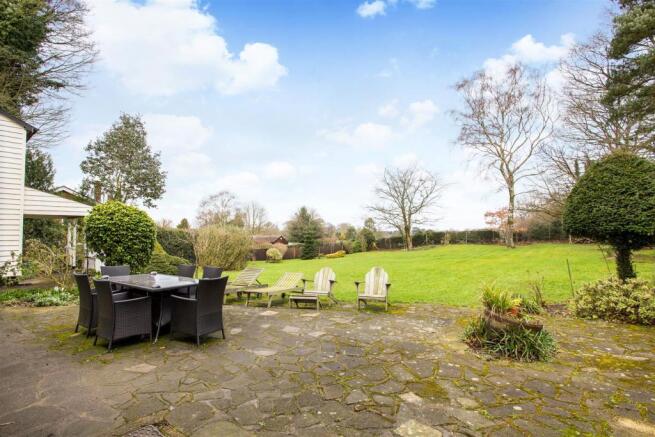 Garden View 1.jpg