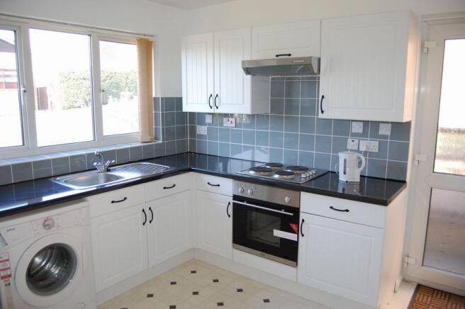 KITCHEN/BREAKFAST ROOM