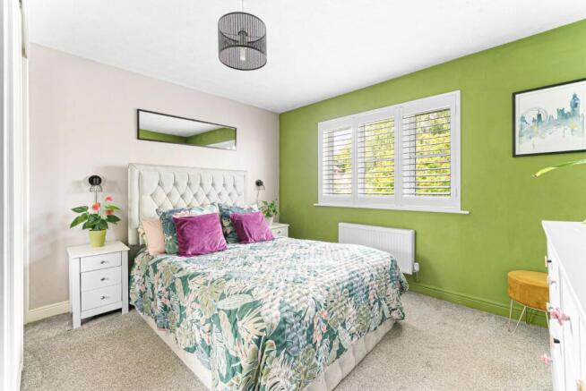 4 bed Detached for sale Image 6