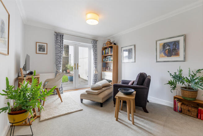 A14 - 6 Tuckers Brook, Modbury - 260122