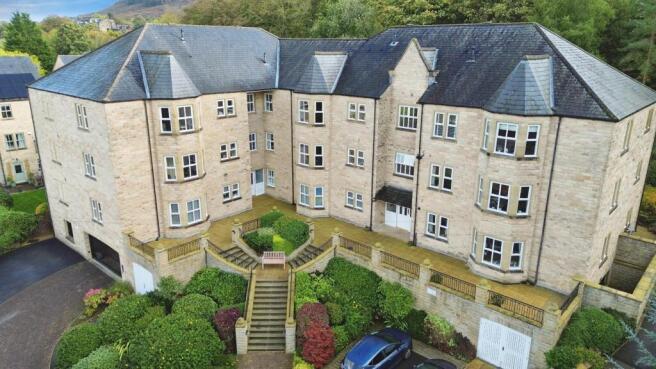 3-bed flat on Heather Court, Ilkley, LS29, £385,000