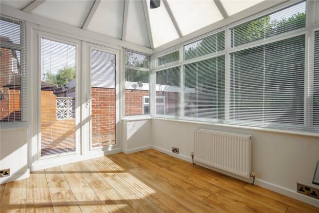 3 bed Semi-Detached for sale Image 8