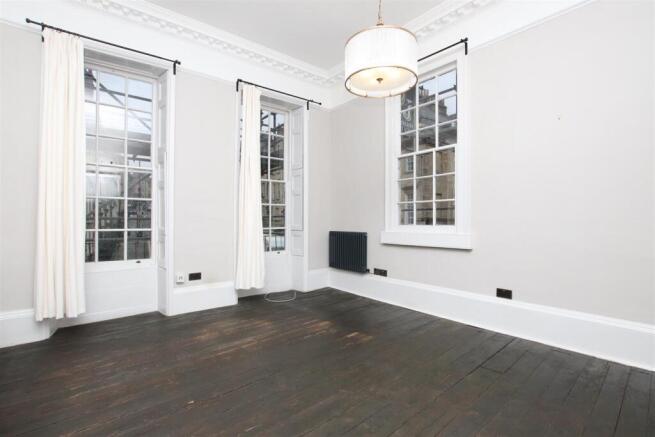 Living room.JPG