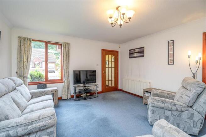 Kaims Grove, Livingston photo 4