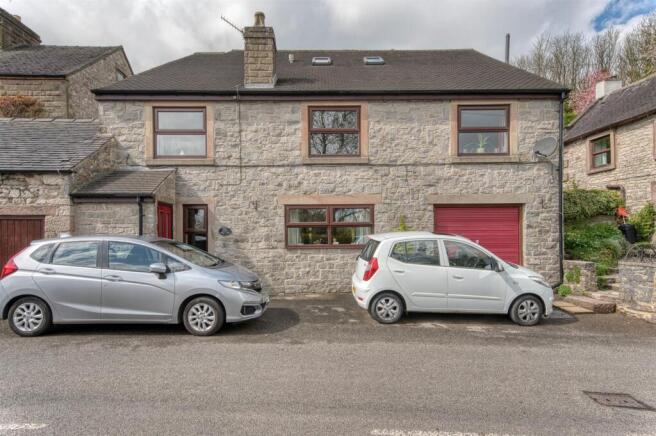 Front of the home.jpg