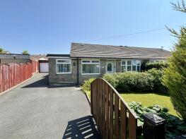 12, Park Close, Queensbury, Bradford BD13 2HG