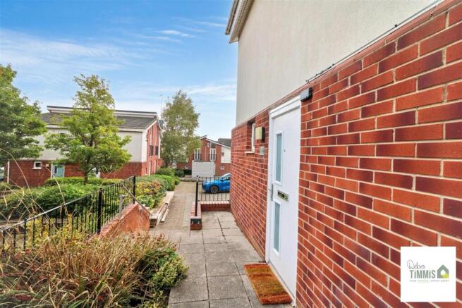 Lock Keepers Way, Hanley, Stoke-On-Trent photo 4