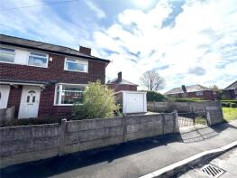 7, Penistone Avenue, Manchester M9 7BN