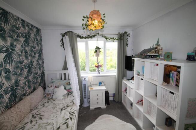 26.BEDROOM 3 (2).JPG