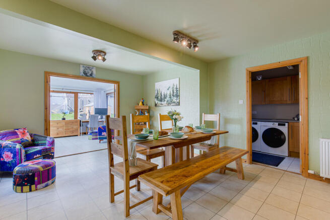 DiningArea