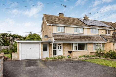 Bowling Green Road, Cirencester, Gloucestershire, GL7