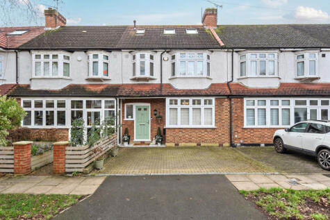 Buckleigh Avenue, Raynes Park, London, SW20