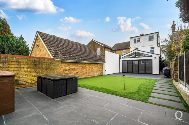 09c7fd5a-d75a-436...