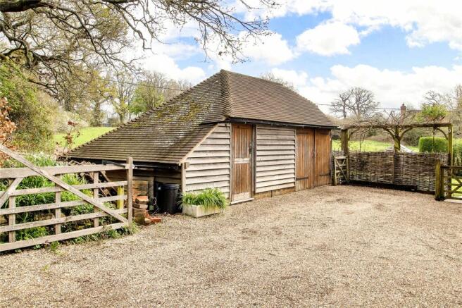 Garage/Workshop