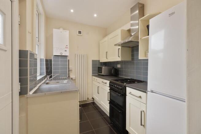 3 bed Terraced for sale Image 4