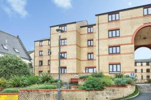 23, Alexandra Court, Alexandra Road, Barnstaple EX32 8AZ