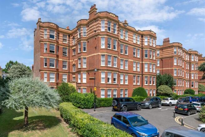 Sutton Court, W4 - FOR SALE
