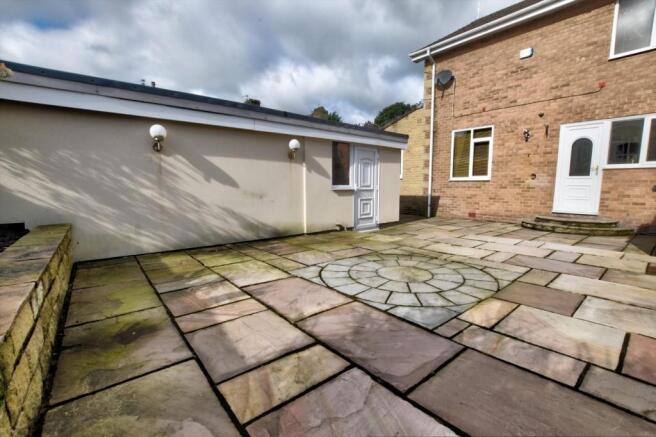 Rear Patio 2.jpg