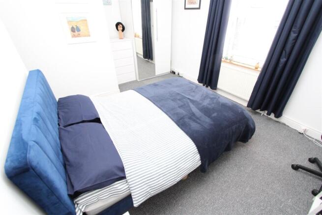 2 bed Terraced for sale Image 8