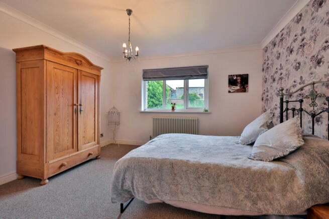 3 bed Detached Bungalow for sale Image 6