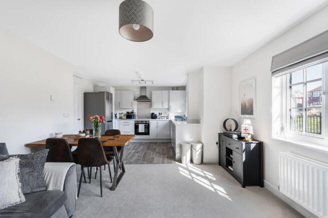 Heron Way, Liphook, Hampshire photo 4
