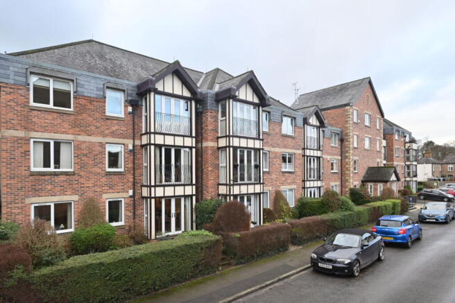 2 bed Flat for sale Image 10