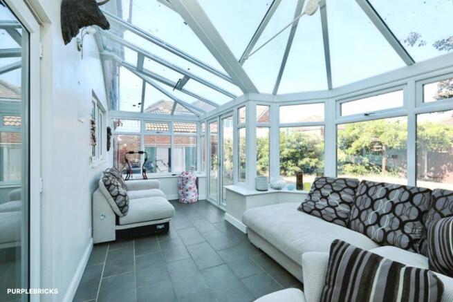 4 bed Detached for sale Image 12