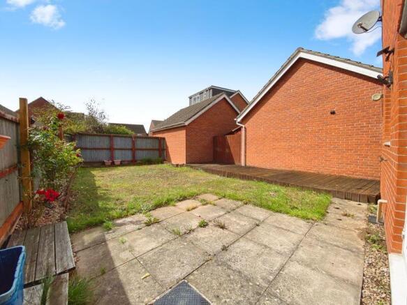 House in Newport - View 4