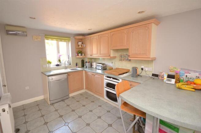 Kitchen-Breakfast Room (3).jpg