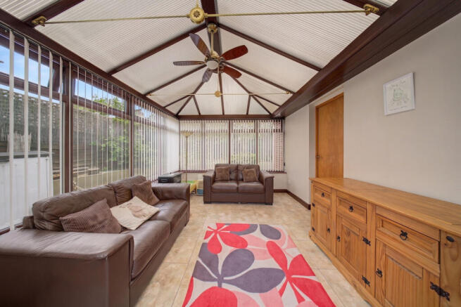 3 bed Detached Bungalow for sale Image 8